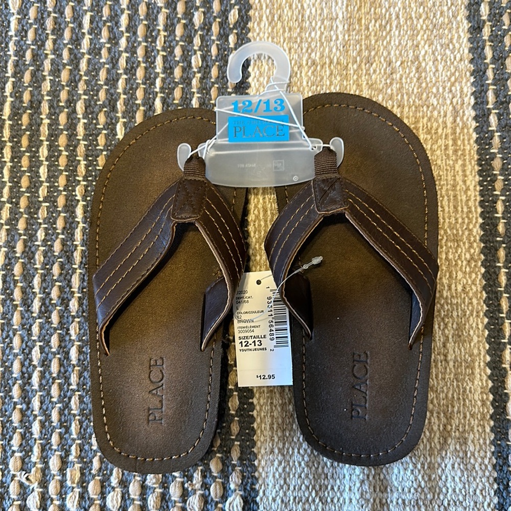 Children’s Place boys sandals. Size 12/13 New with tags